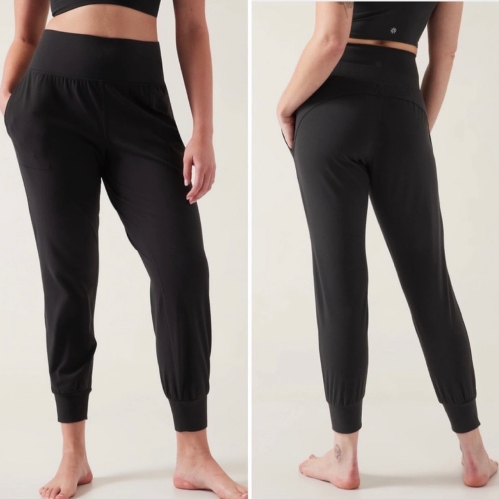 Athleta Salutation Powervita Black High-Rise Joggers Pants XSP
